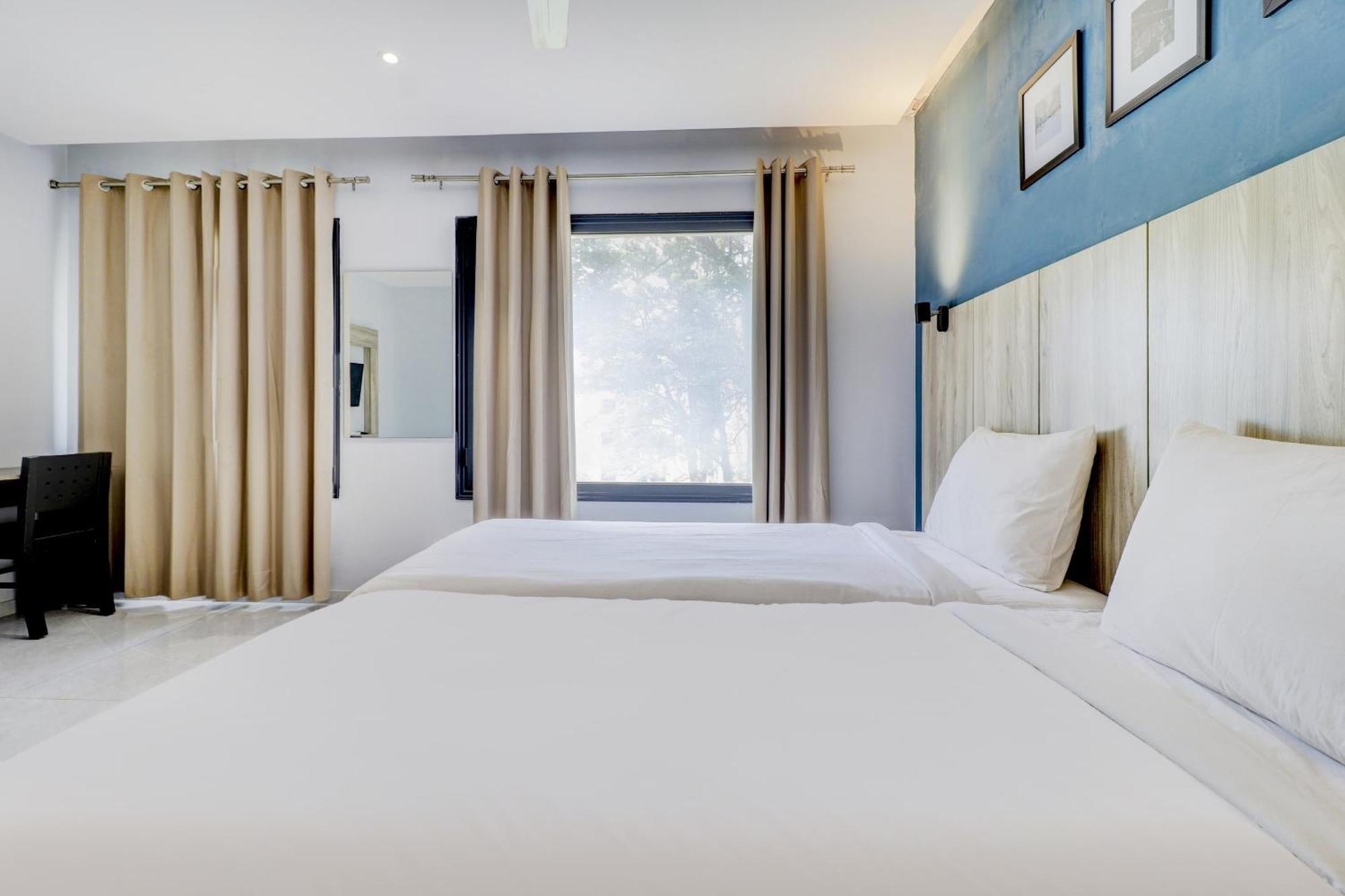 Super Sleek Townhouse Galexia Hotel And Resorts 벵갈루루 외부 사진