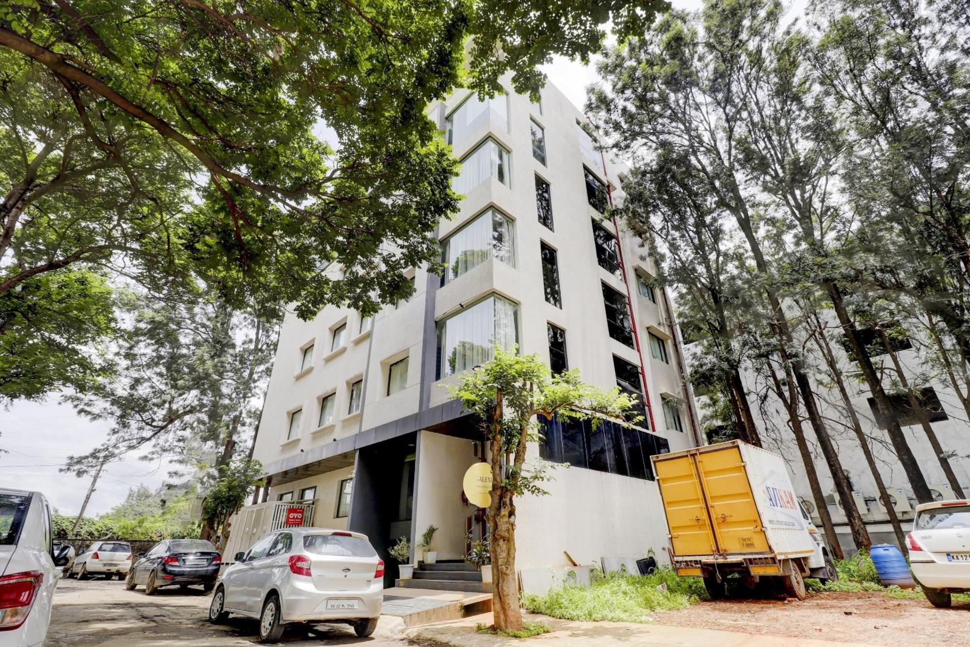 Super Sleek Townhouse Galexia Hotel And Resorts 벵갈루루 외부 사진